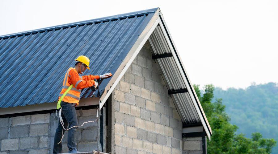 Professional Flat Roofing Installation in Rolfe, IA